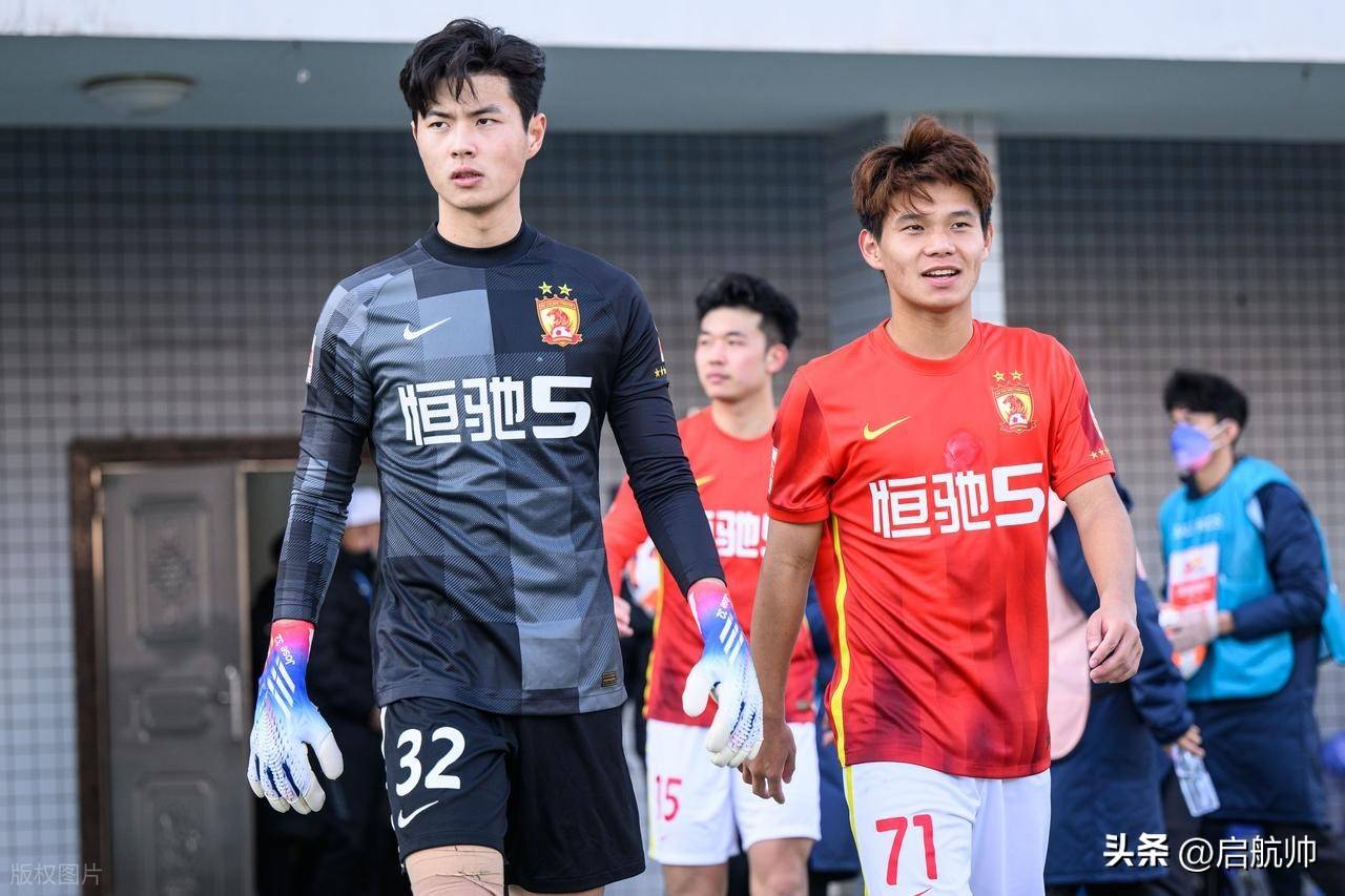 今夜欧超杯传出新动向；广州队临场应变；管理层表态：管理层满意；控场能力受关注的简单介绍-爱游戏